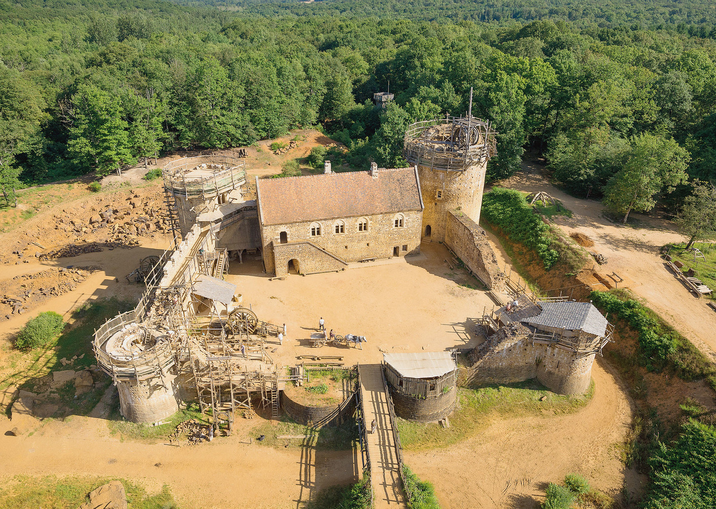 chateau Guédelon